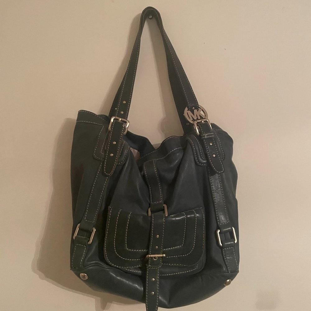 Blue michael kohrs should bag with pockets & buckles